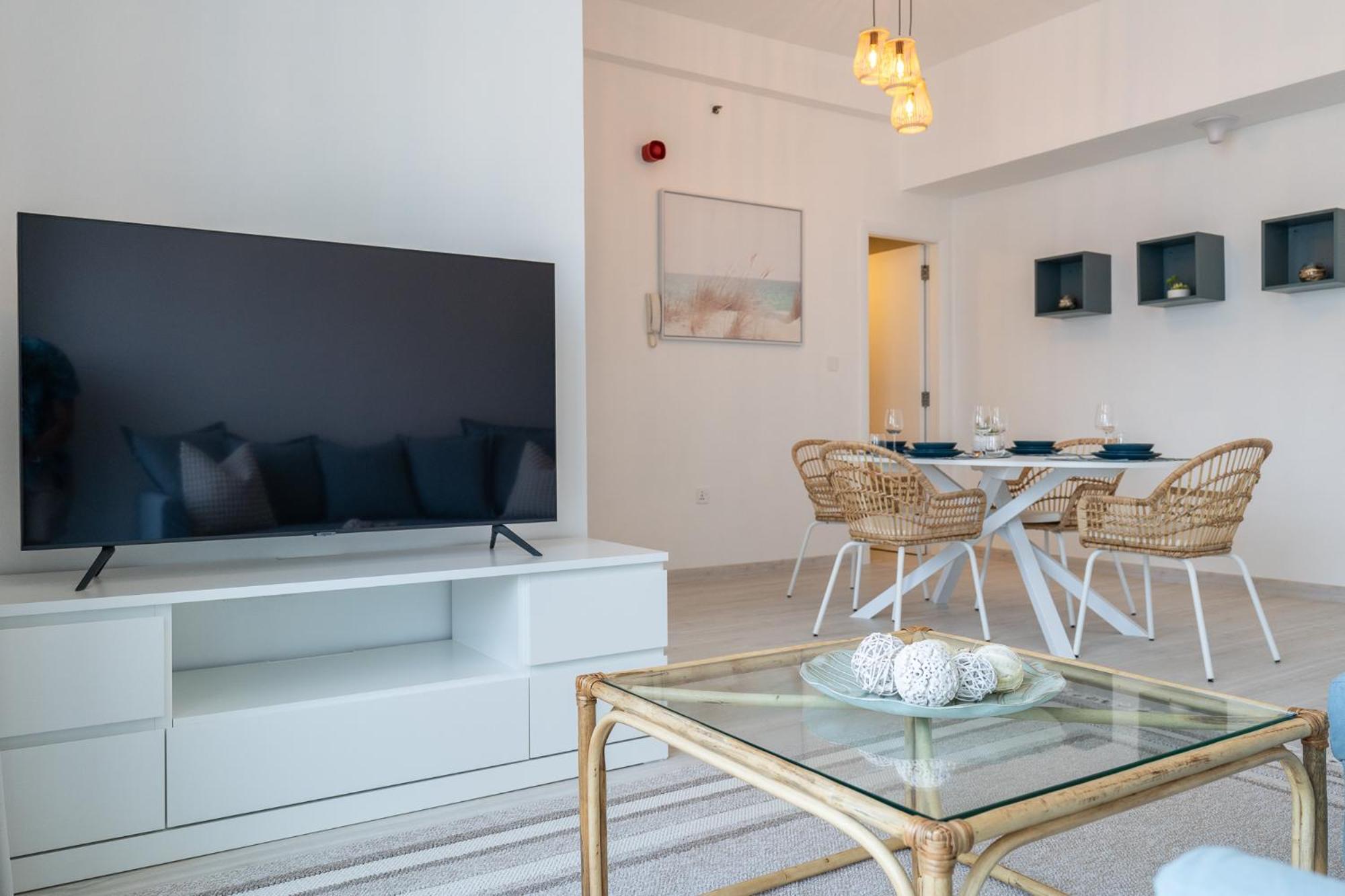 Seaside Serenity Stylish Marine-themed Apartment
